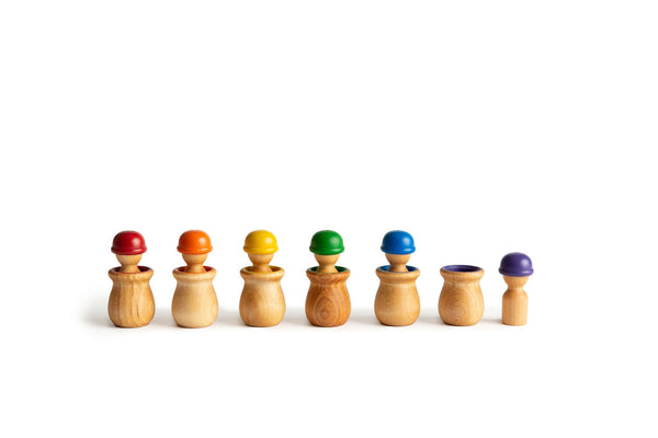 Natural Peg & Cup Set